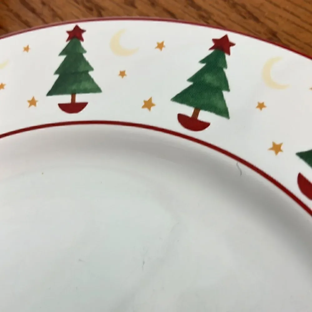 Set C- “Magic of Santa” Set 2-Christmas Dinner Plates By Sakura by Debbie  Mumm